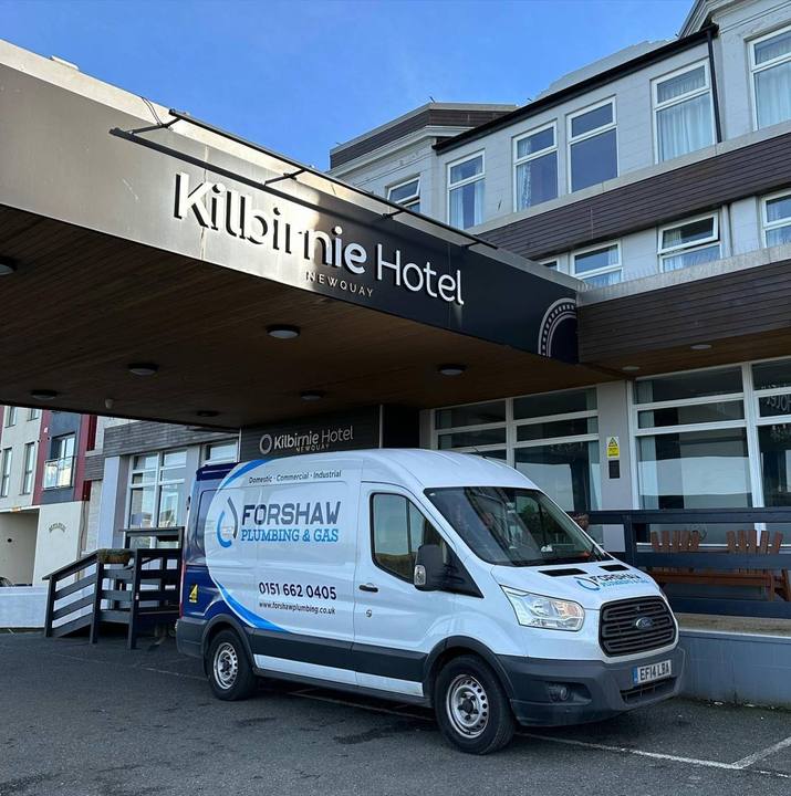The Forshaw van parked outside the Kilbirnie Hotel
